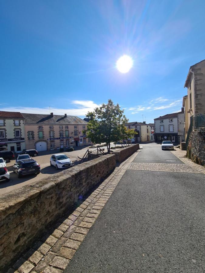 Gite Le Haut Du Pave 3 A 7 Chambres 6 A 14 Couchages, 3 Min Du Puy Du Fou Les Épesses Exterior foto